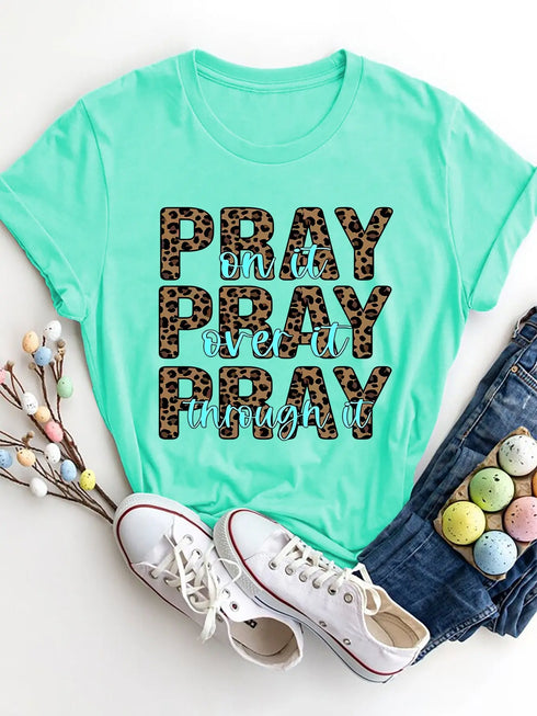 'Pray All Day' Short Sleeve Print T-Shirt - Celes Fashion